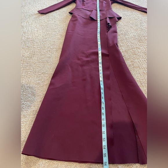 Chiara Boni Adela Purple Merlot Peplum Ruffle Stretch Gown, 3/4 Sleeves, 38/2/XS - Picture 8 of 12